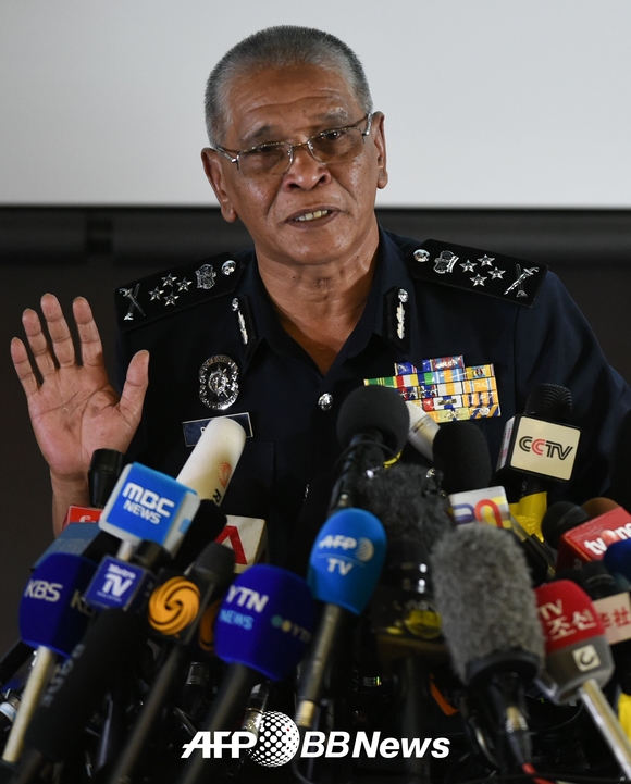 김정남 피살 수사경과 발표하는 말레이시아 경찰부청장