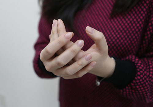 [쿡기자의 건강톡톡] 손가락·손목에 오는 류마티스관절염