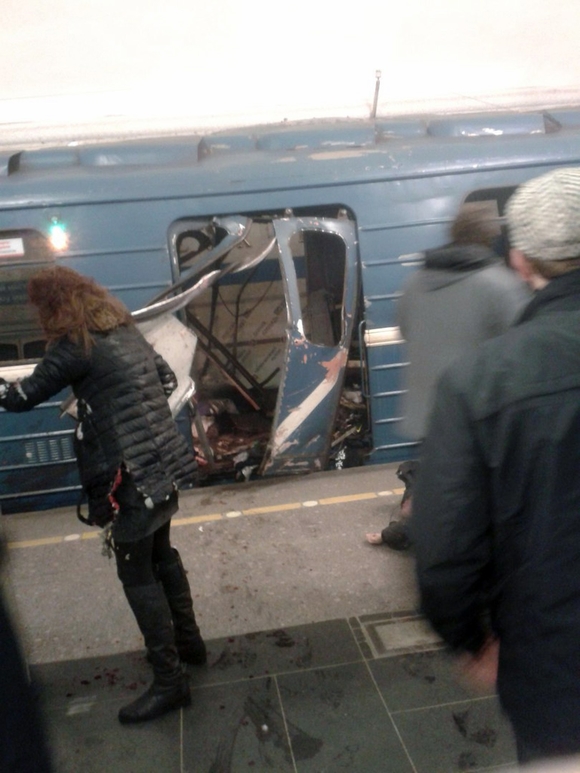 러시아 상트페테르부르크 지하철 테러 발생