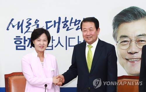 박주선-추미애 회동 “민주당·국민의당, ‘의 좋은 형제’처럼 잘해보자”