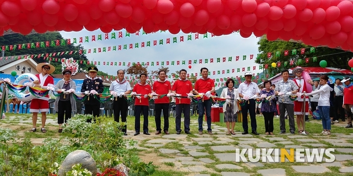 '한여름의 크리스마스' 봉화 분천역 한여름 산타마을 개장