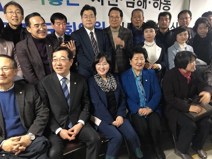 “서부경남도 민주당 바람” 사천남해하동 제윤경 의원, 사무소 개소식 열어