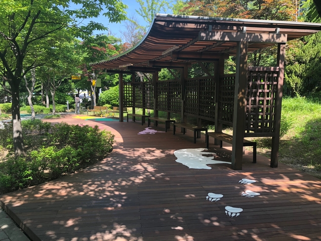 안양 평촌동, 어린이 공원에 동물 바닥화 벽화 조성