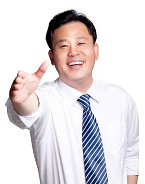 [6·13 지방선거]  광주 서구갑, 민주당 송갑석 후보 당선 유력…23.1% 개표