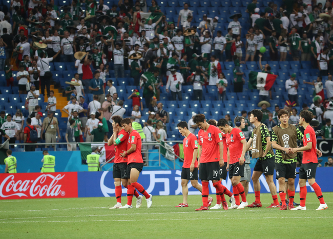 한국, 멕시코에 1-2 패 '아쉬운 태극전사들'