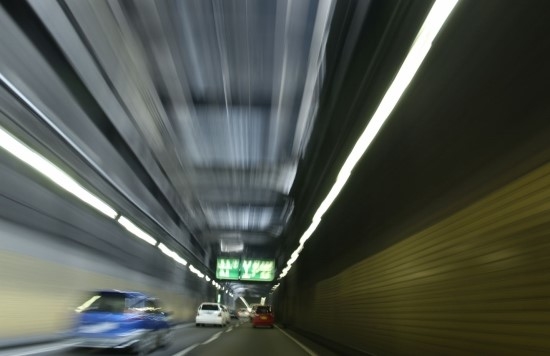 김해공항 'BMW 질주사고' 운전자 사고 9일 만에 구속