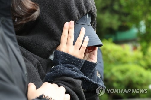 홍대 누드몰카 촬영·유포 피의자, 징역 10월 선고