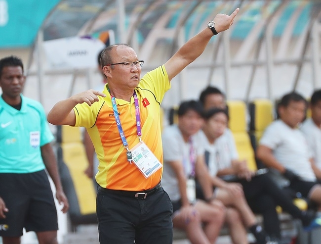 ‘베트남 영웅’ 박항서 “일본, 이기지 못할 이유 없는 팀”