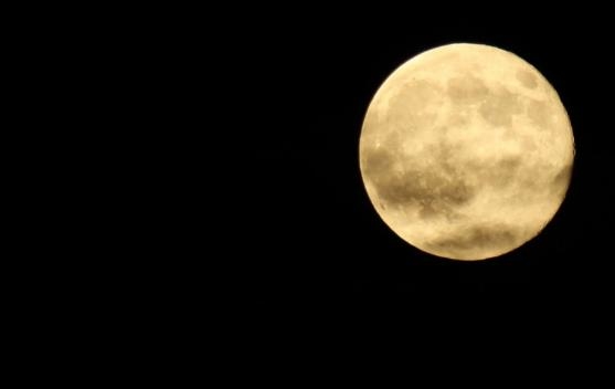 [날씨] 전국 한가위 보름달…오후 6시 경 월출
