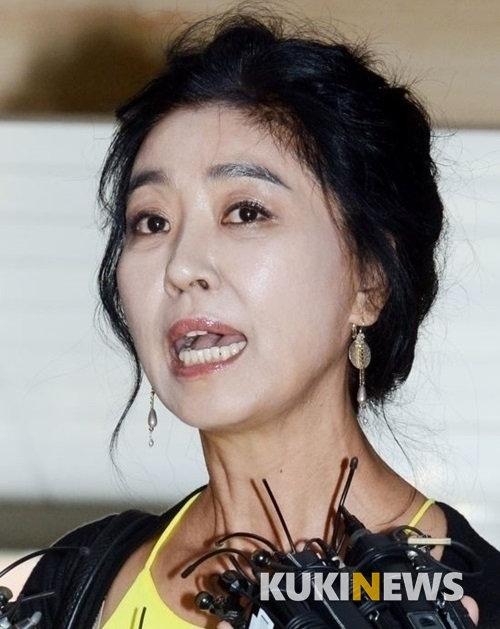 김부선, 이재명 고소 일부 취하…명예훼손 수사 종료