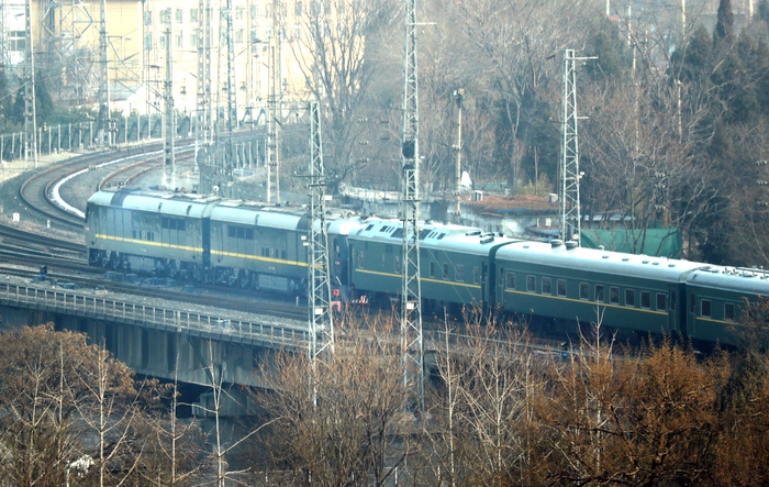북한으로 돌아가는 김정은 국무위원장 일행 열차