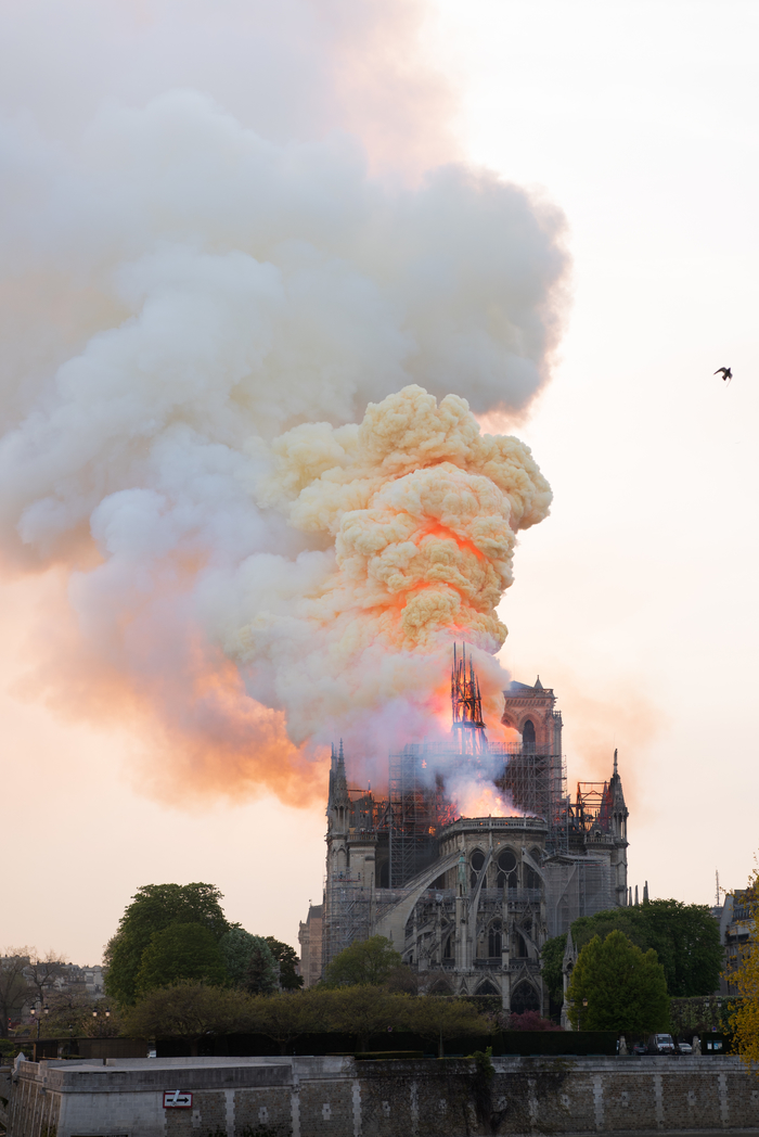 프랑스 파리 노트르담 대성당 화재