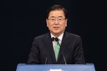 靑 “北탄도미사일 규정, 공식입장 아냐…대북지원 계획 조만간 발표”