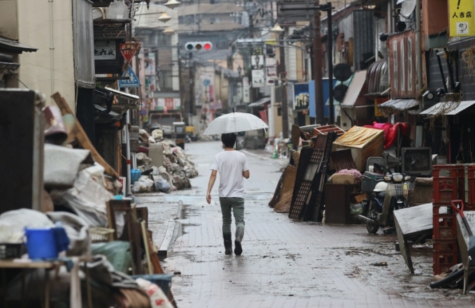 일본 기록적 폭우에 사망 69명·실종 13명