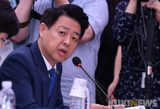 이인영 후보자 청문회에서 발언하는 김영호 의원