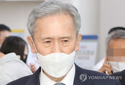 ‘軍 댓글공작 혐의’ 김관진, 2심 실형에 대법원 상고