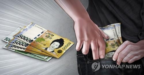 인천 사찰·병원서 현금만 골라 900만원 훔친 50대 남성 구속