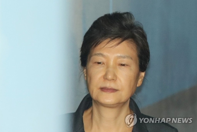 박근혜 '국정농단·특활비' 오늘 대법 선고…사면론 재점화 되나