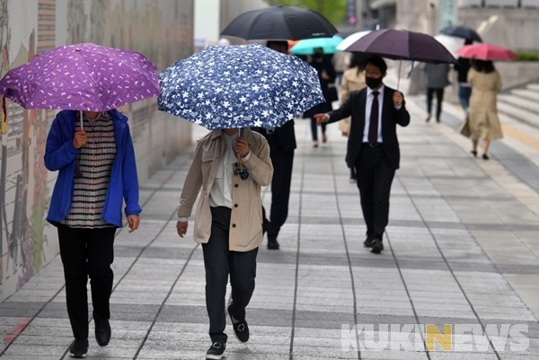 [오늘 날씨] 전국 맑다가 곳곳 오후부터 비
