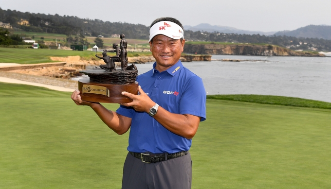 ‘탱크’ 최경주, 한국인 최초 PGA 투어 시니어 대회 우승