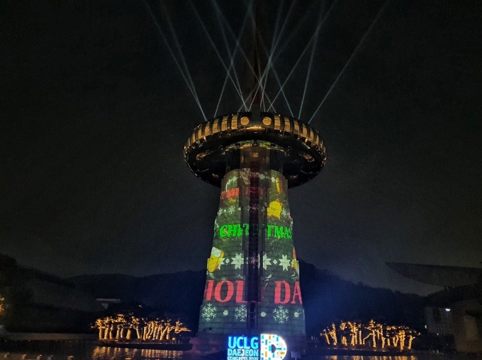 야경명소 대전, 한빛탑 '성탄의 기쁨' 노래해