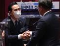 민주당 새 원내대표에 ‘3선’ 박홍근… 이재명계 ‘승리’