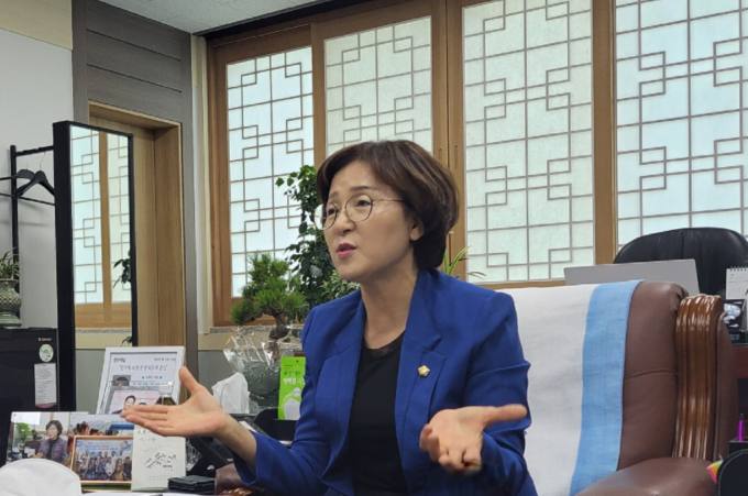 김영자 김제시의회 의장, “시민 목소리 경청하는 의회”