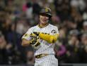 김하성, 19경기 만에 시즌 3호포…MLB 100타점도 돌파