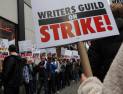 “OTT 시대, 노동환경 악화” 美 방송·영화 작가 파업