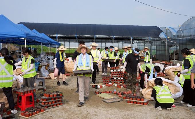 전북대, 수해 지역 복구작업 도와 ‘구슬땀’