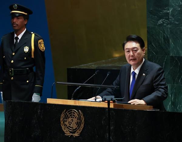 윤 대통령 “북한·러시아 군사거래, 대한민국 겨냥한 도발”