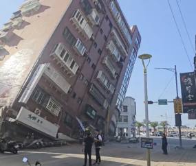 대만 동부 해안 규모 7.2강진...와르르 무너진 화롄 시내 건물들