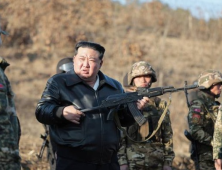 김정은, 핵반격가상전술훈련 첫 지도…“분명한 경고 신호” 
