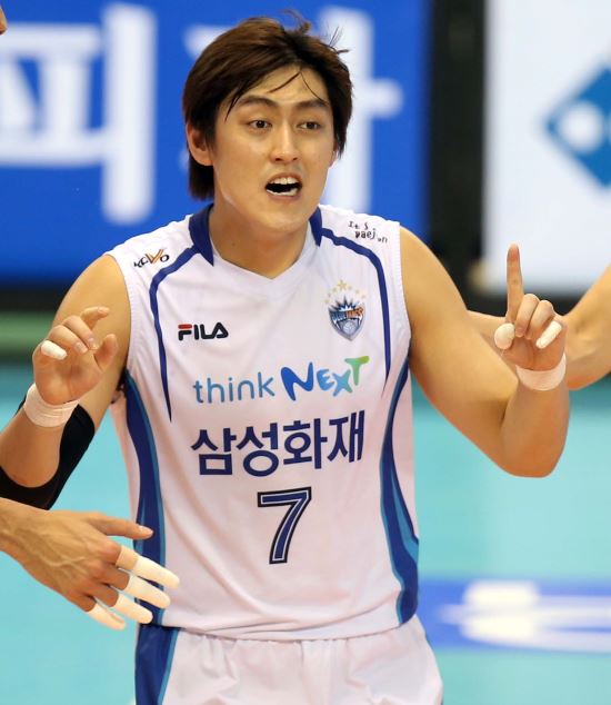 프로배구 2014-2015시즌 공동 연봉킹에 오른 삼성화재 유광우. 삼성화재 제공